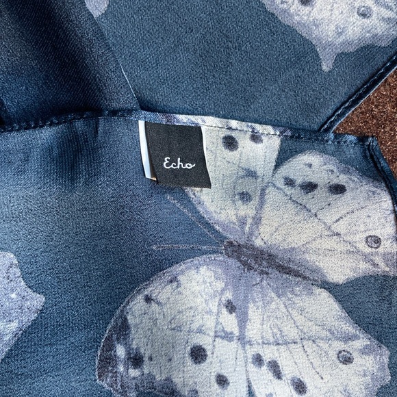 Echo silk scarf - Picture 4 of 5